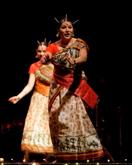 Stuti Aga Nachle Bihu dance