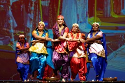 Stuti_Aga_Bhangra_folk_Europe_Switzerland_Punjab_North_India