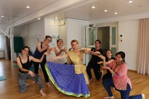 Bollywood Polterabend tanz Hen party dance SADC kurs