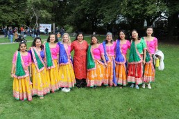 Stuti Aga Zurich Switzeralnd Indian Bollywood bhangra dance classes