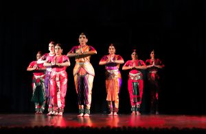 Leela Indian Fusion tanz auftritte Zürich Schweiz Bollywood Indische Folkare BharataNatyam