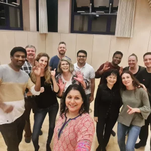 firmen- und büro-teambuilding event bollywood workshop